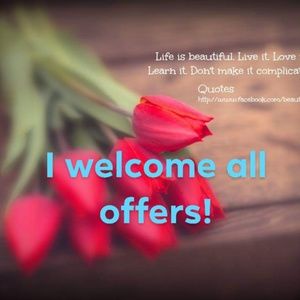 🐝🐝 BUNDLE 3 tops / $24. 🐝🐝